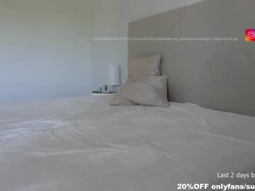 Naked cam girl miss_juliaa image #2473496