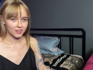 Naked cam couple babyytonight image #3435396