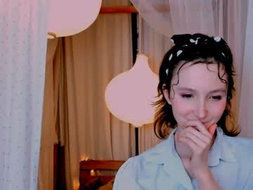 Naked cam girl hailiemills image #3030337