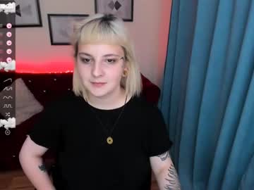 Naked cam girl yolandi_toit image #2168202