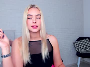 Naked cam girl 8a8y_nura image #1610133