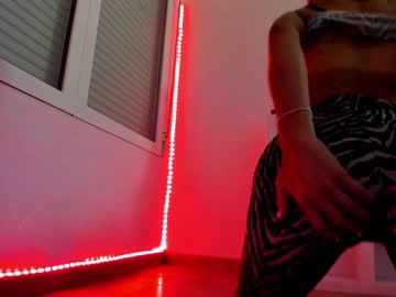 Naked cam girl olaya_del_mar image #185063