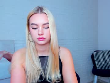 Naked cam girl 8a8y_nura image #1689105