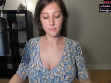 Naked cam girl alexa_dream image #2326408