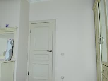 Naked cam girl eleonora_linn image #2652620