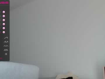 Naked cam girl isia_slay image #1394609