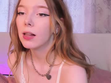 Naked cam girl lill_alice image #1971642