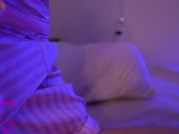 Naked cam girl lindamei image #214829