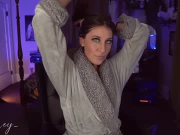 Naked cam girl audrey_ image #1185734