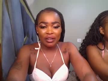 _mariella naked cam