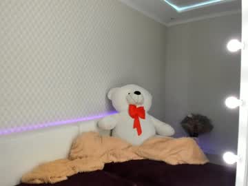 Naked cam girl mei_tin image #510509