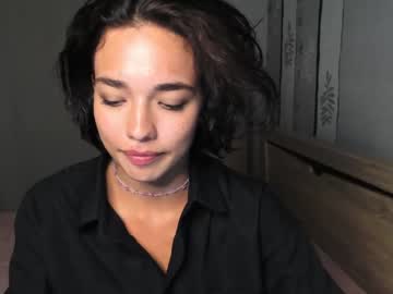 Naked cam girl ella_flare image #2475295