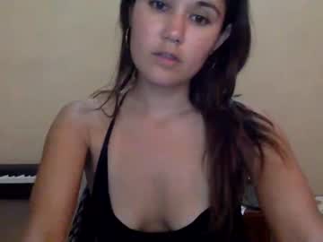 Naked cam girl ericarae91 image #315415