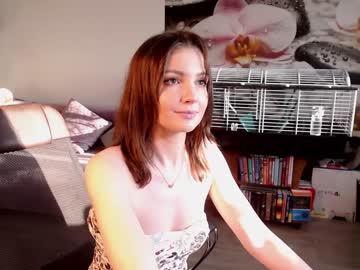Naked cam girl jennycutey image #870532