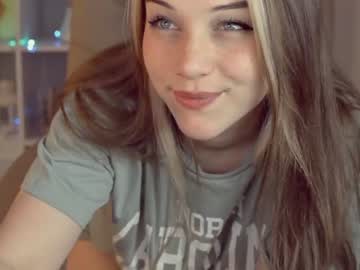 Naked cam girl mia_milagros image #1637329