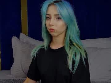 Naked cam girl evalavin image #3936392