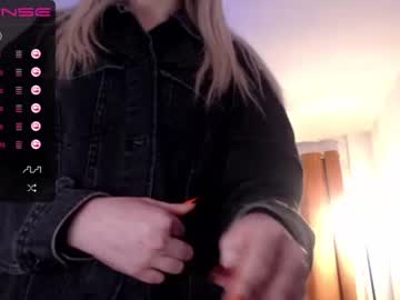 Naked cam girl xoberry image #379768