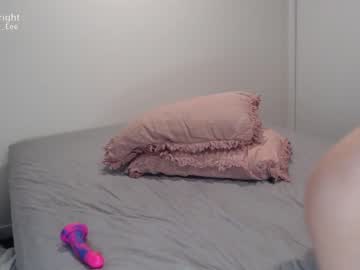 Naked cam girl maree_eee image #964684