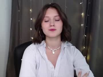 Naked cam girl lucky_lana image #2020074