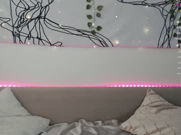 Naked cam girl tayasha image #3907613