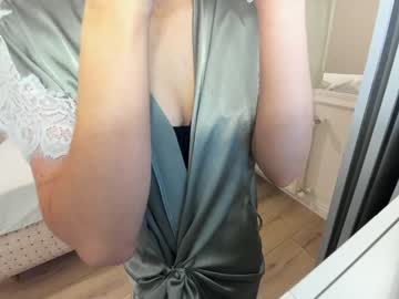 Naked cam girl ehotlovea image #3322598