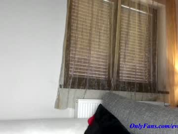 Naked cam girl pbsteve image #3334083