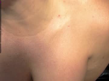 Naked cam girl wondrwomn image #3258490