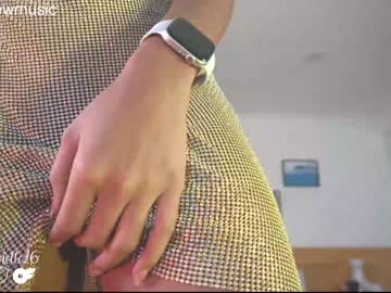 Naked cam girl camilitasu image #3431625