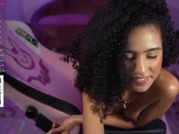 Naked cam girl amniemodel image #2621948