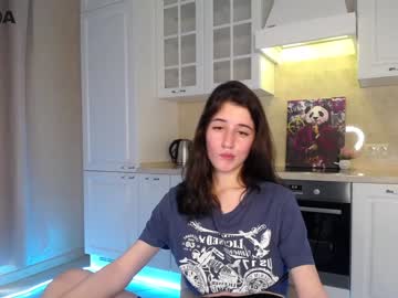 Naked cam girl kate_lewis image #2757470