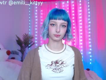 Naked cam girl lit1le_kitty_ image #692359