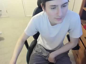 deeskinnyy naked cam