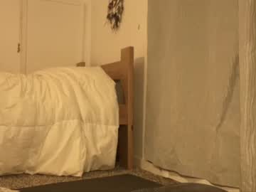 Naked cam girl bbyrenee image #936405