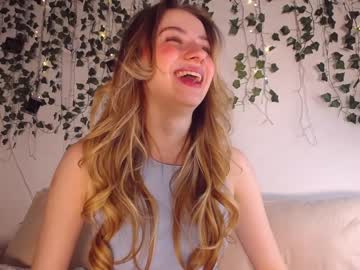 Naked cam girl lillpio image #3193189