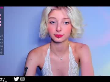Naked cam girl lit1le_kitty_ image #2716073