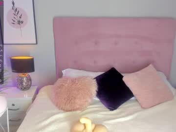 Naked cam girl caterinezapataa image #3068358