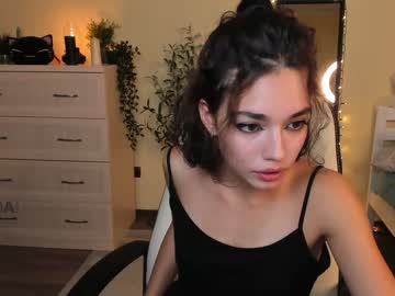 Naked cam girl ella_flar_ image #2811309