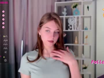 Naked cam girl lilliasweety image #1652240