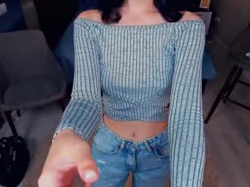 Naked cam girl dareldanbury image #4012014