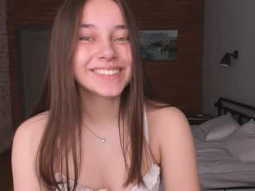 Naked cam girl eleonora_linn image #1798053