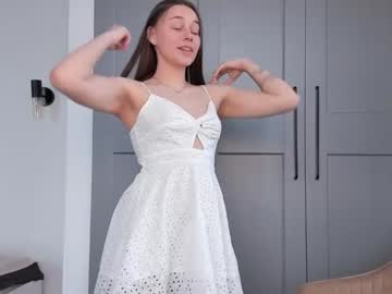 Naked cam girl eleonora_linn image #1928767
