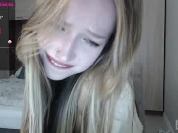 Naked cam girl cutecringe image #1486064