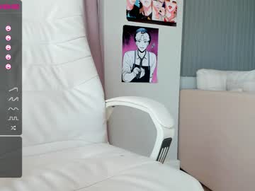 Naked cam girl hee_jin image #1401014