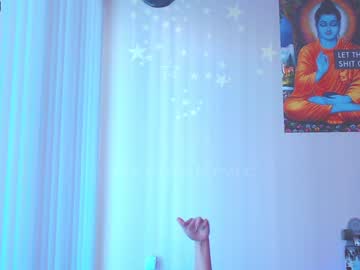 Naked cam girl petitebrat image #580588