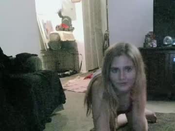 Naked cam girl vibzeenlove21 image #2557620