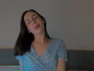 Naked cam girl evvantmu image #206240