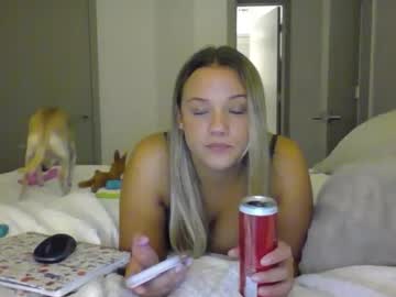 varsitybaby000 naked cam