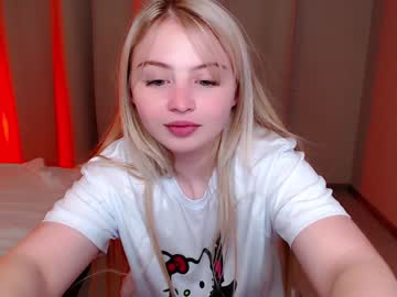 Naked cam girl shy_blondiee image #3675024
