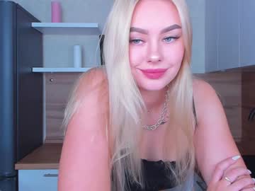 Naked cam girl 8a8y_nura image #123339