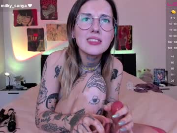 milky_cunt naked cam